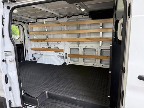 Used 2025 Ford Transit 250 Low Roof w/ Exterior Upgrade Package RWD image 5