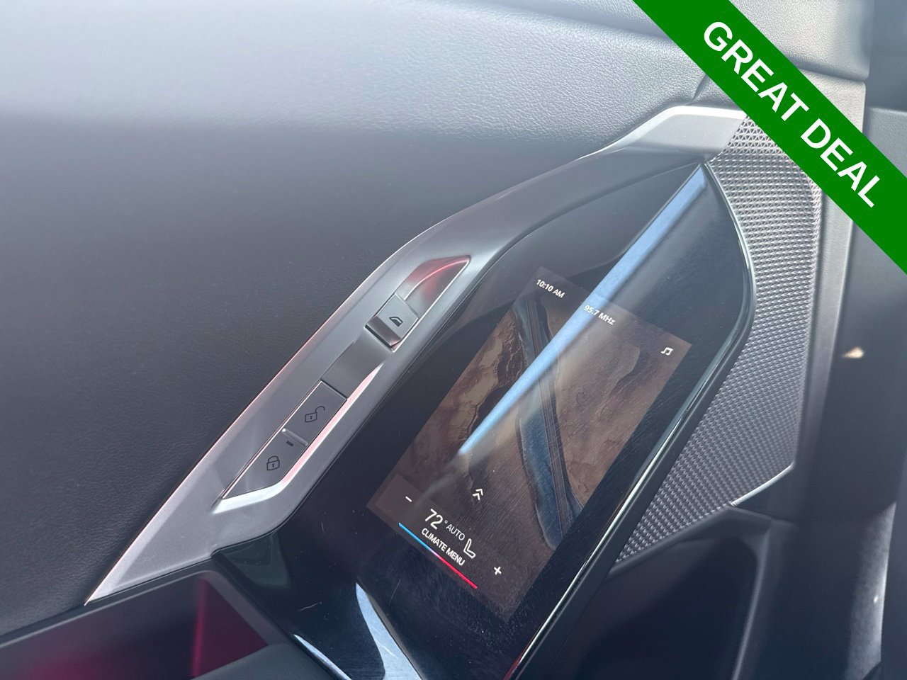 Used 2026 BMW 740i RWD image 24