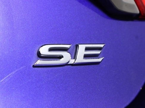 Used 2016 Toyota Camry SE image 31