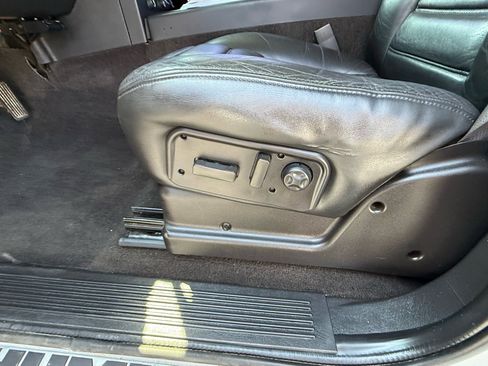 Used 2007 HUMMER H2 SUT image 16