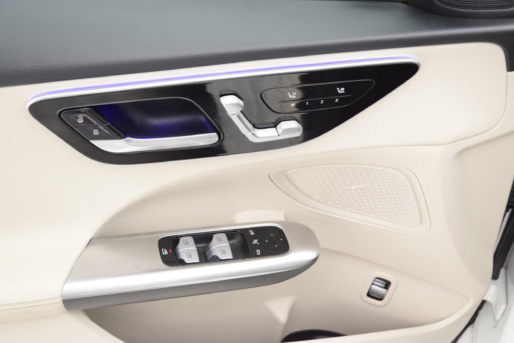 Certified 2024 Mercedes-Benz C 300 Sedan image 22