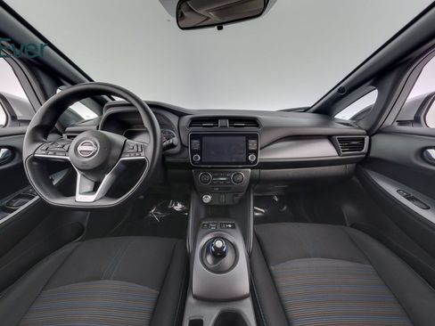 Used 2025 Nissan Leaf S FWD image 26