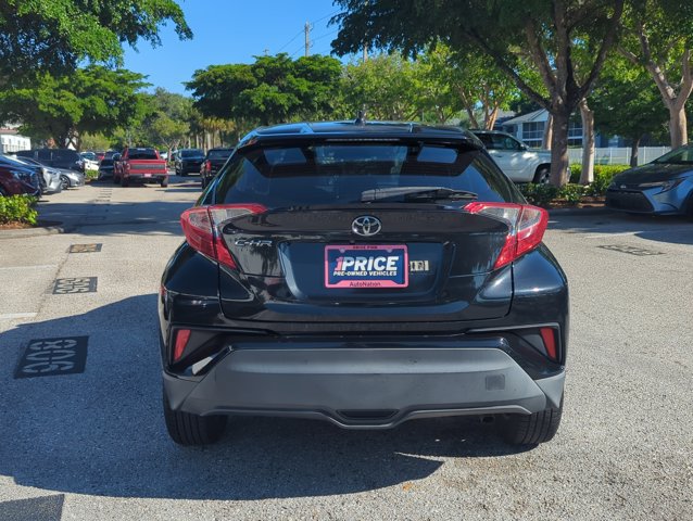 Used 2019 Toyota C-HR LE FWD image 6