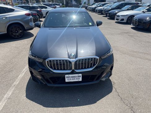 Used 2024 BMW i5 eDrive40i w/ M Sport Package image 2