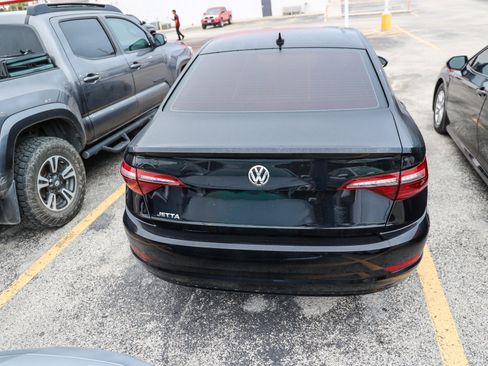 Used 2021 Volkswagen Jetta S FWD image 9
