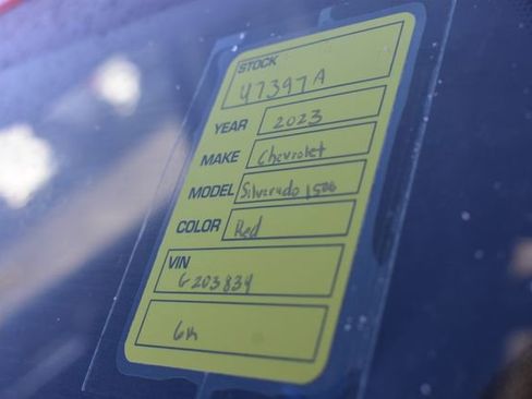 Used 2023 Chevrolet Silverado 1500 LT AWD/4WD image 37