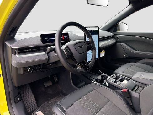 Used 2025 Ford Mustang Mach-E GT AWD/4WD image 9