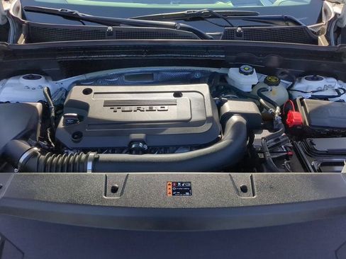 Used 2022 Buick Envision Avenir w/ Technology Package II FWD image 35