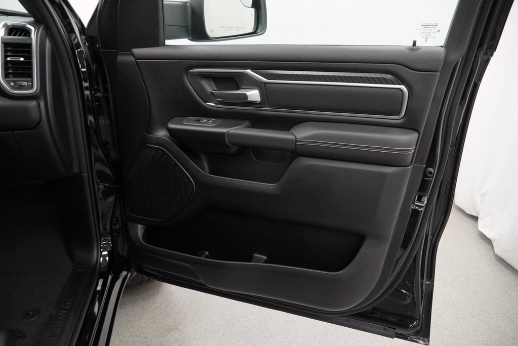 New 2026 RAM 1500 Big Horn AWD/4WD image 32