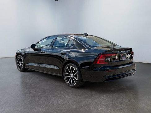 Used 2023 Volvo S60 T8 Plus AWD/4WD image 7