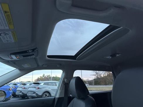 New 2026 Kia Seltos EX image 13