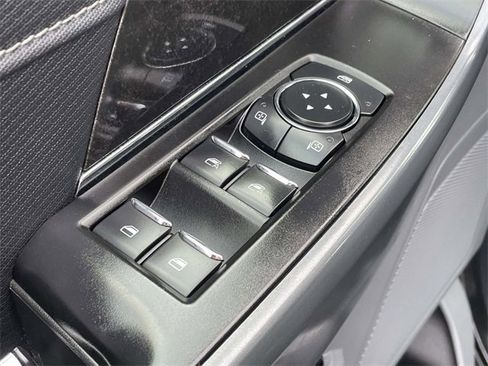 Certified 2021 Ford F150 XLT w/ Equipment Group 302A High image 15