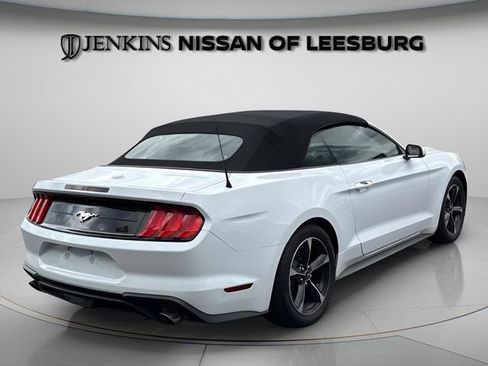 Used 2021 Ford Mustang Convertible RWD image 5