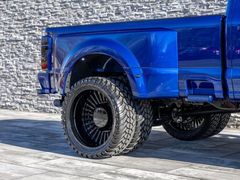 Used 2026 Ford F450 Platinum w/ Platinum Plus Package image 7