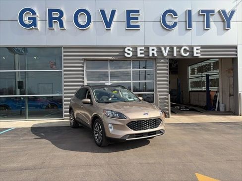 Used 2020 Ford Escape Titanium image 1