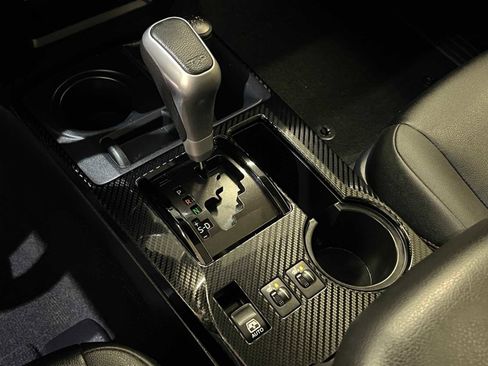 Used 2019 Toyota 4Runner TRD Off-Road Premium image 23