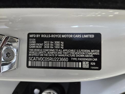Used 2024 Rolls-Royce Ghost AWD/4WD image 31