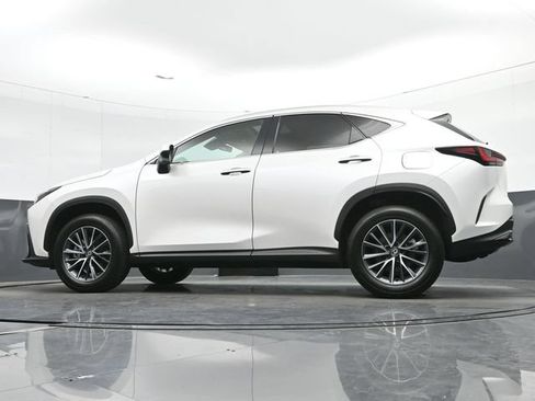 Certified 2025 Lexus NX 250 FWD w/ Premium Package image 38
