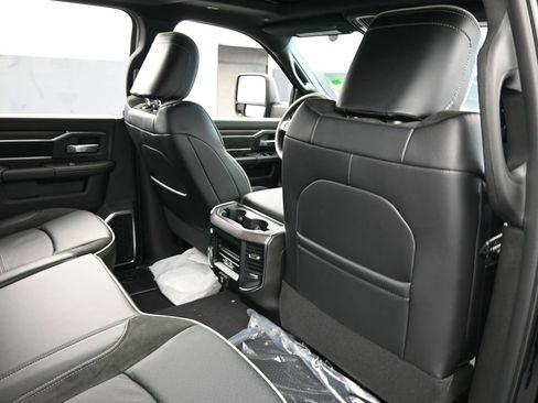 New 2026 RAM 2500 Laramie w/ Night Edition image 39