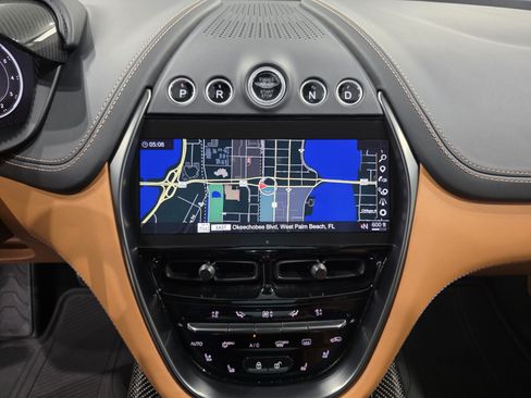 Used 2024 Aston Martin DBX 707 AWD/4WD image 13