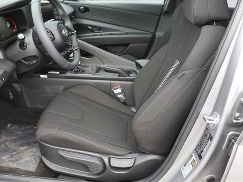 New 2026 Hyundai Elantra Sport FWD image 11