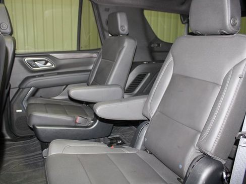 Used 2023 Chevrolet Tahoe Z71 w/ Luxury Package image 23