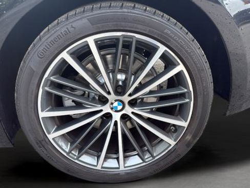 Used 2023 BMW 530i w/ Convenience Package RWD image 30