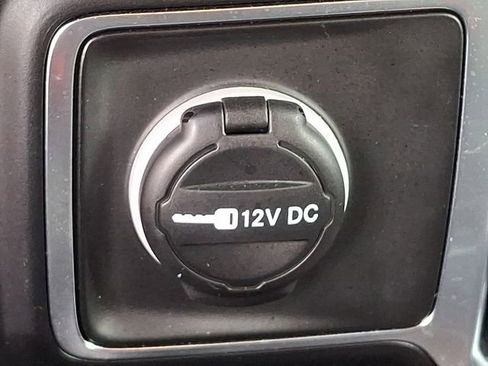 Used 2025 Jeep Wrangler Unlimited Sahara w/ Safety Group AWD/4WD image 26