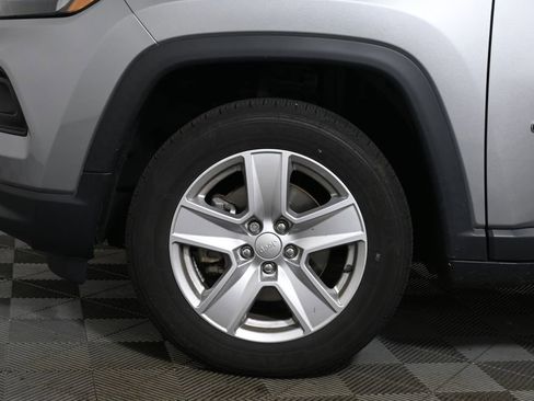 Used 2022 Jeep Compass Latitude w/ Convenience Group image 11