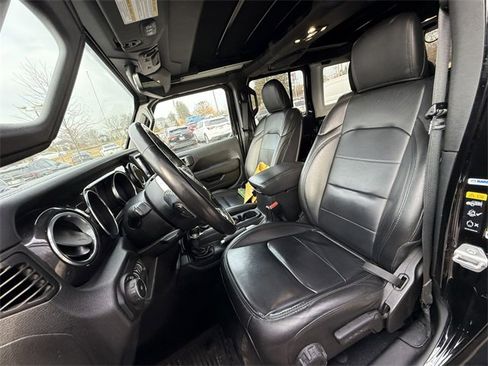 Used 2021 Jeep Wrangler Unlimited Sahara image 5