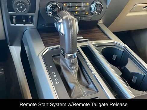 Used 2018 Ford F150 Lariat w/ Equipment Group 502A Luxury AWD/4WD image 17
