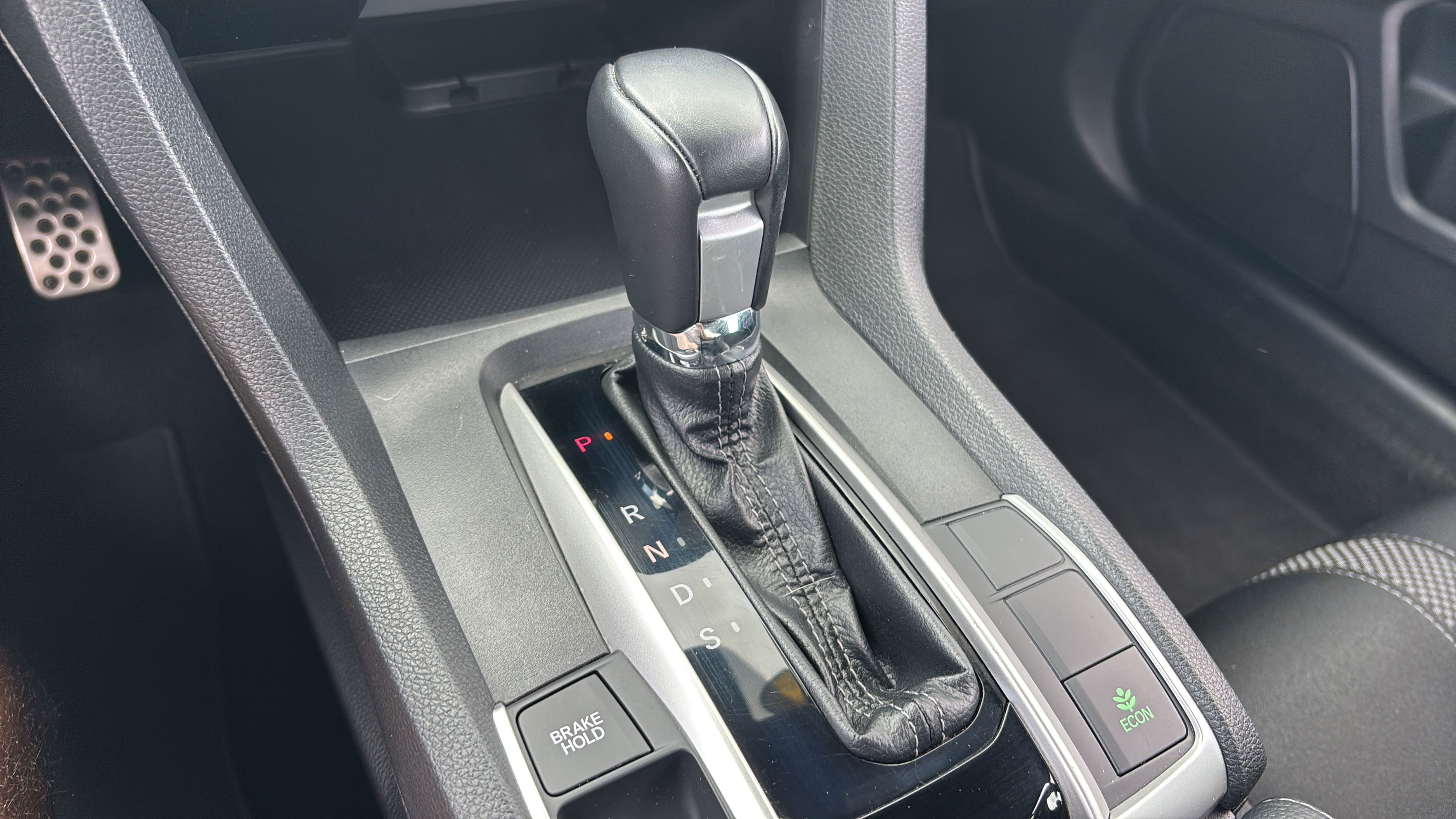 Used 2019 Honda Civic Sport image 17