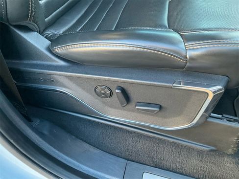 Used 2024 Ford F450 Platinum w/ FX4 Off-Road Package image 17