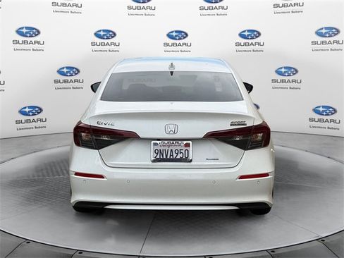 Used 2025 Honda Civic FWD Hybrid Sedan image 5