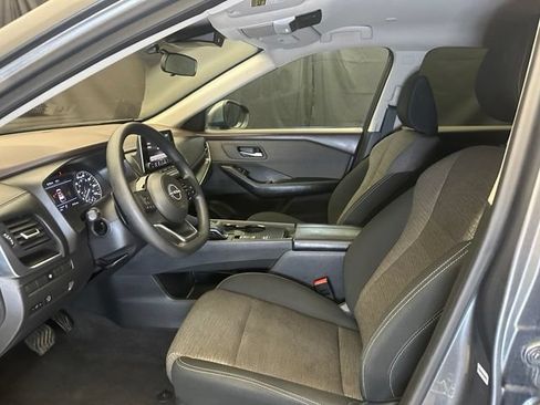 Used 2023 Nissan Rogue SV FWD image 21