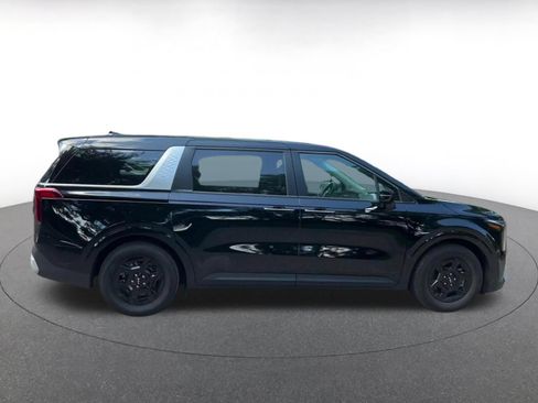 Used 2026 Kia Carnival FWD image 16