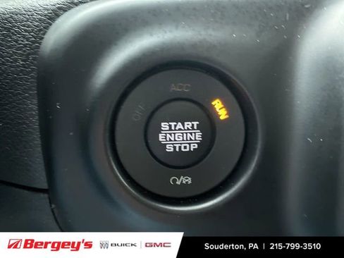 Used 2021 Jeep Wrangler Unlimited Sahara image 19