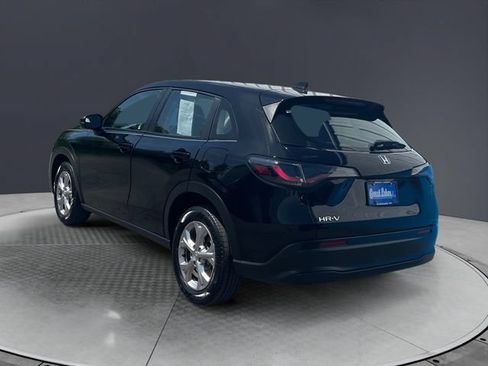 Certified 2024 Honda HR-V LX image 3