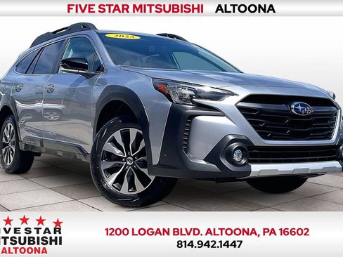 Used 2025 Subaru Outback Limited AWD/4WD image 1