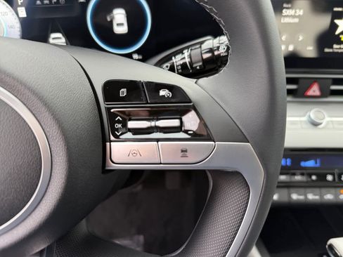 New 2026 Hyundai Elantra Limited image 21