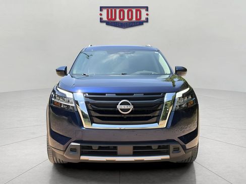Used 2023 Nissan Pathfinder Platinum AWD/4WD image 5