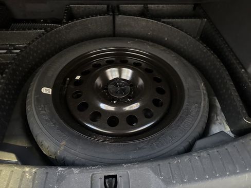 Used 2014 Ford Escape Titanium image 44