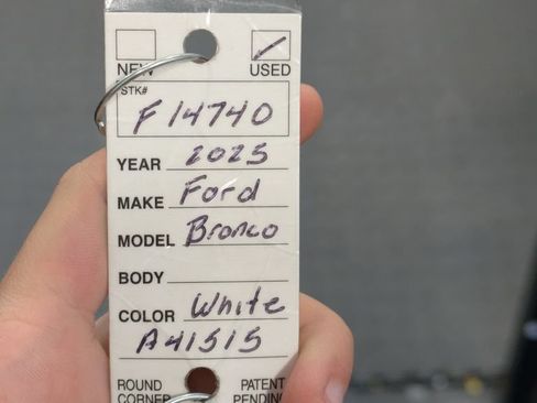 Used 2025 Ford Bronco Outer Banks AWD/4WD image 38