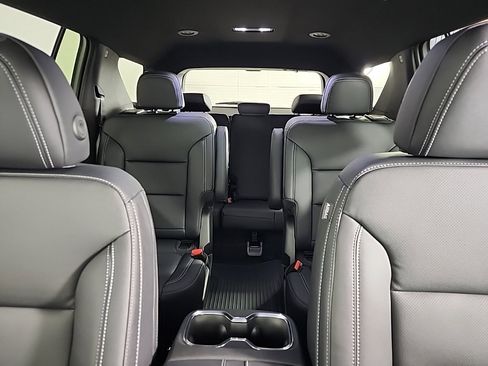 New 2026 Chevrolet Traverse LT w/ Driver Confidence Package image 18