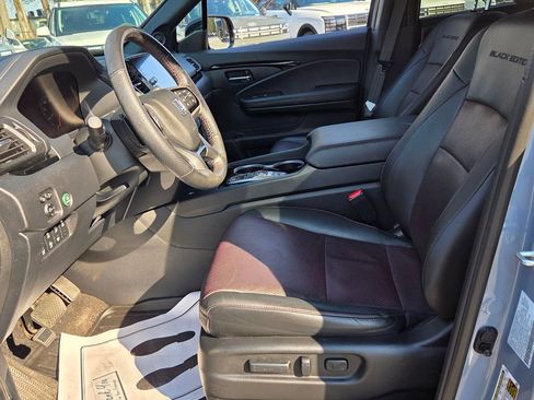 Used 2024 Honda Ridgeline Black Edition image 5