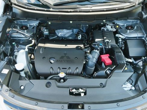 Used 2025 Mitsubishi Outlander Sport SE image 33