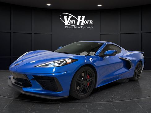 Used 2026 Chevrolet Corvette Stingray Coupe w/ Z51 Performance Package RWD image 4