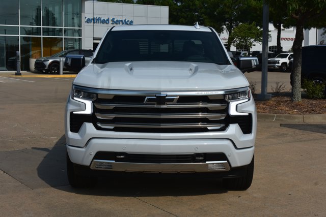 New 2026 Chevrolet Silverado 1500 High Country w/ High Country Premium Package AWD/4WD image 2