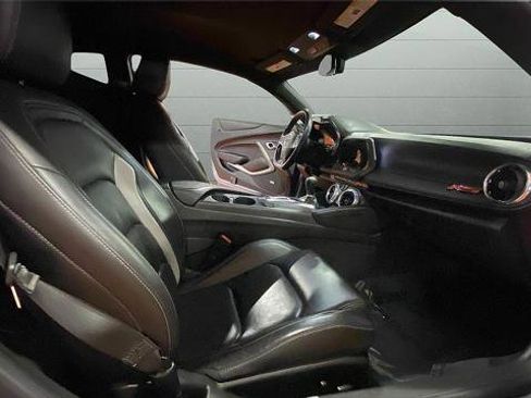 Used 2023 Chevrolet Camaro LT w/ RS Package image 16