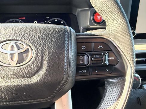 Certified 2024 Toyota Tacoma TRD Off-Road image 26